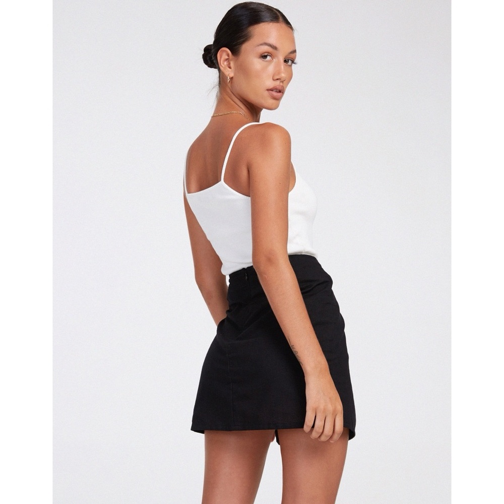 Motel Sheny Mini Skirt In Black Cotton Side Slit Classic Minimal High Rise - Picture 2 of 11